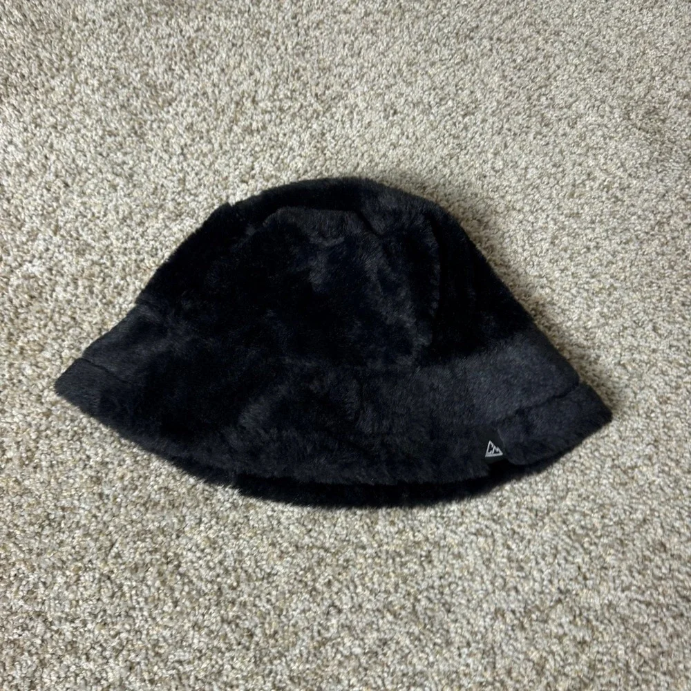 Chillmeister Fuzzy Bucket Hat Black Faux Fur Plush Streetwear One Size
